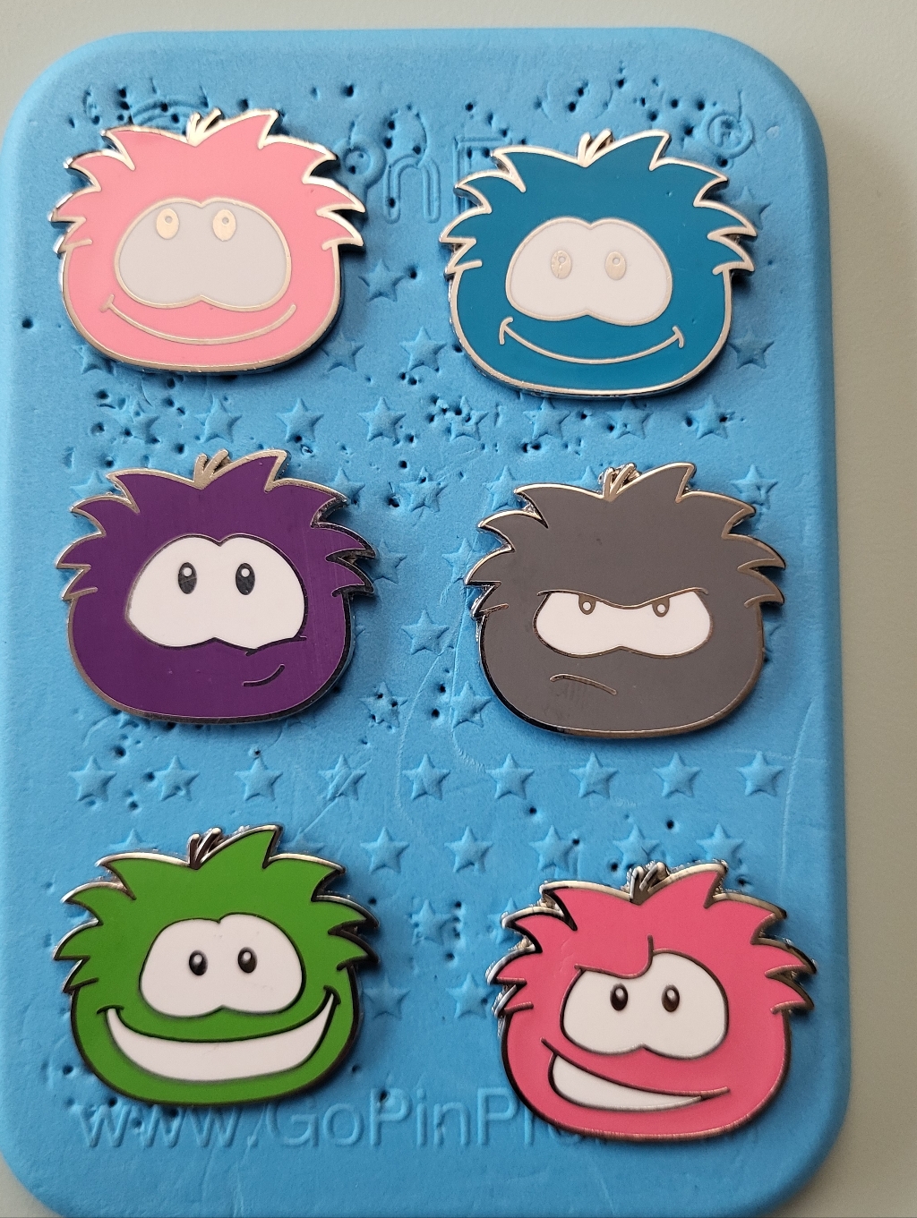 Disney Trading Pins Club Penguin Puffles Set Of 6 Pins